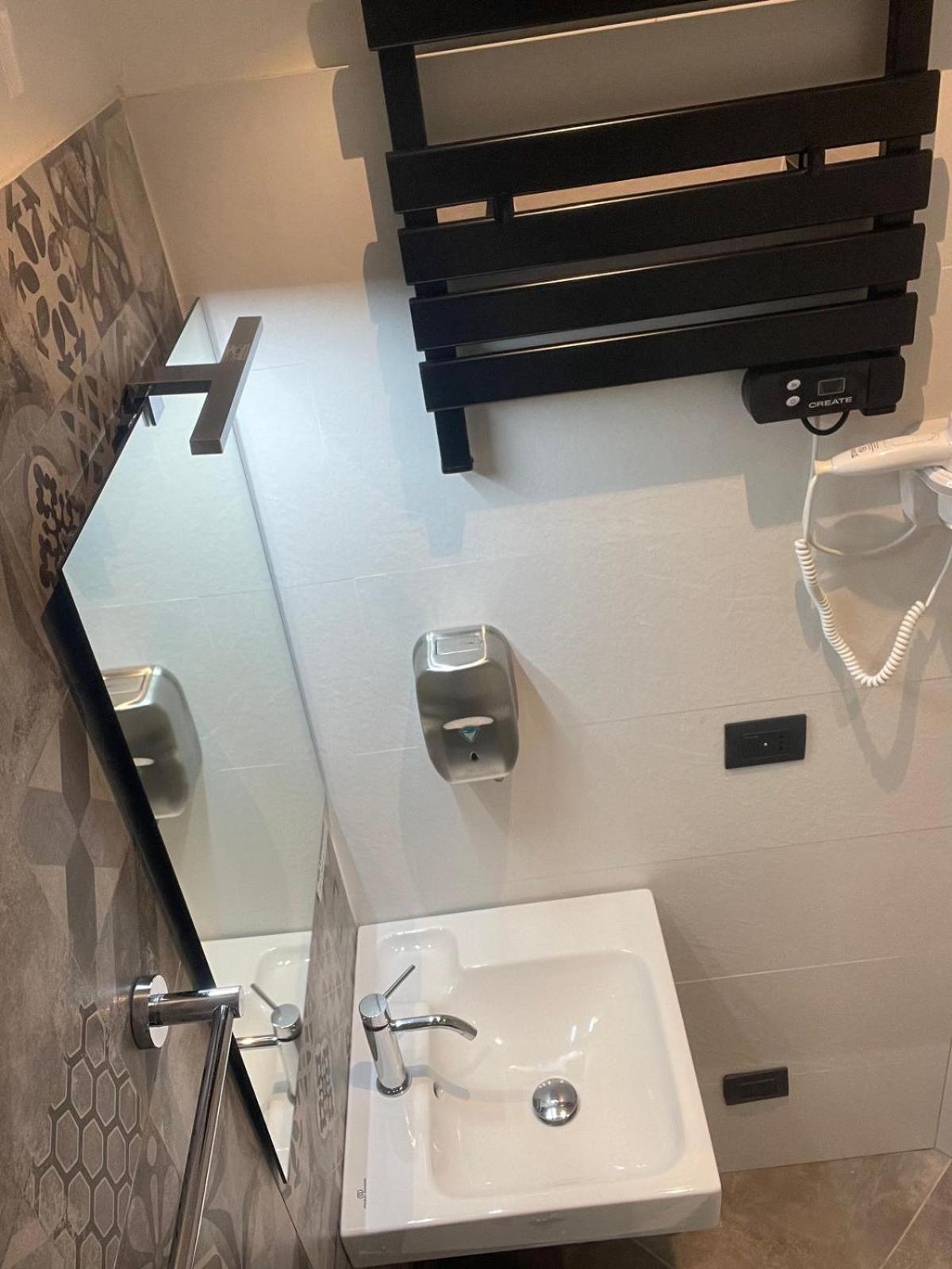 Drooms 4,0 Domotic Smart Self 24H,7 Vicino Treni Porta Susa E Centro Storico Turín Exteriér fotografie